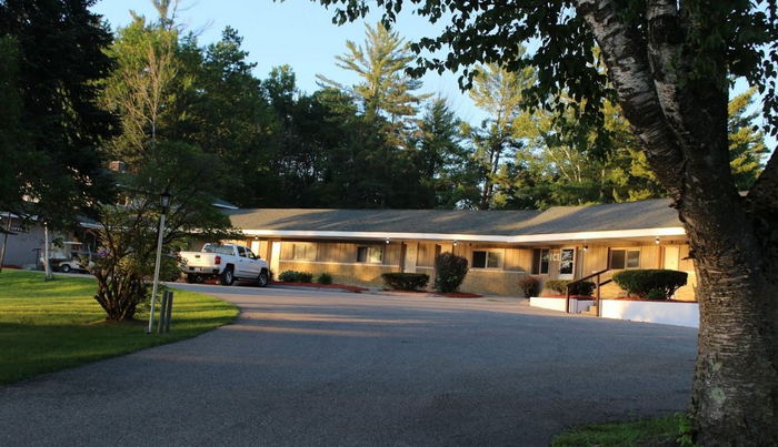 Tri-Terrace Motel - From Website (newer photo)